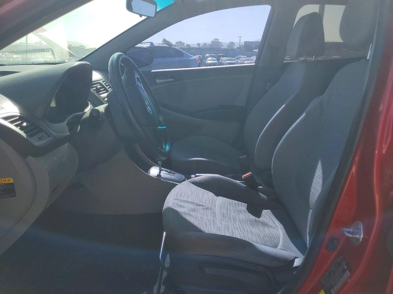Hyundai ACCENT Gs