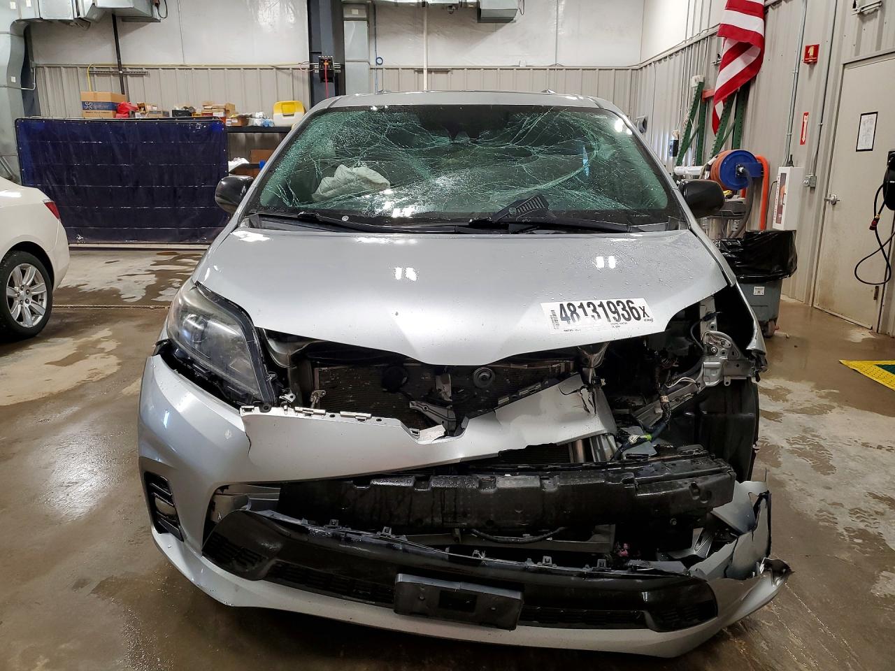 Toyota Sienna Se 7-passenger