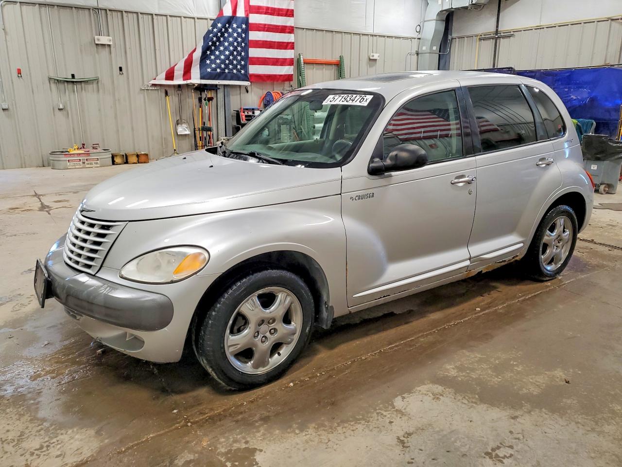 Salvage Chrysler PT Cruiser Image