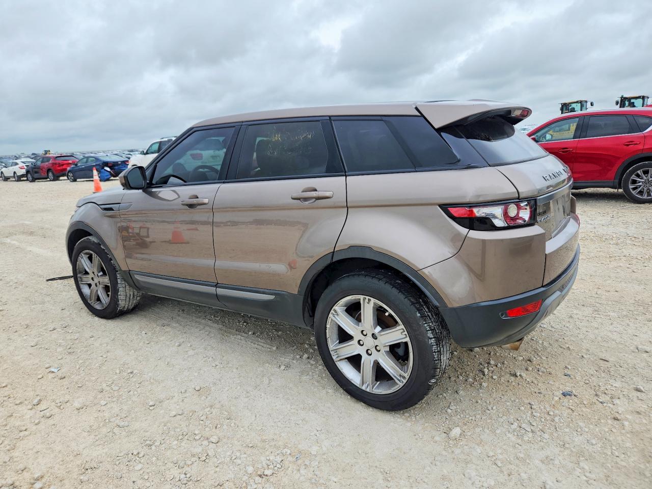Land Rover Range Rover Pure Plus