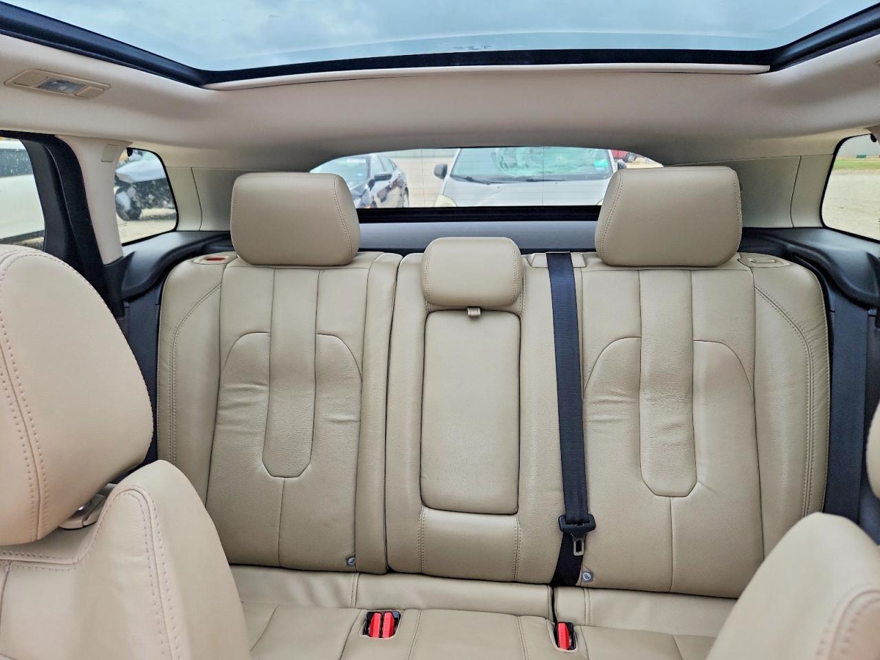 Land Rover Range Rover Pure Plus