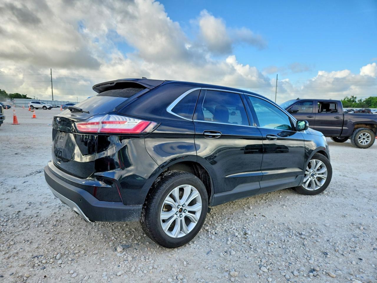 Ford Edge Titanium
