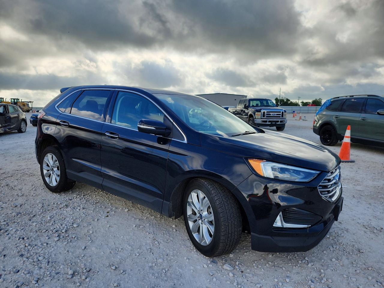 Ford Edge Titanium