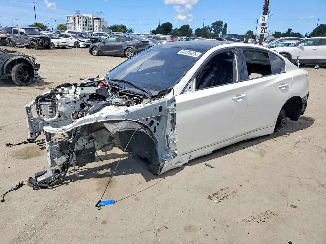 Salvage INFINITI Q50 Image