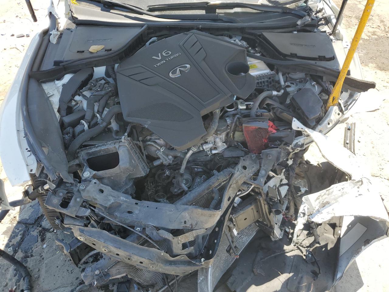 INFINITI Q50 Luxe