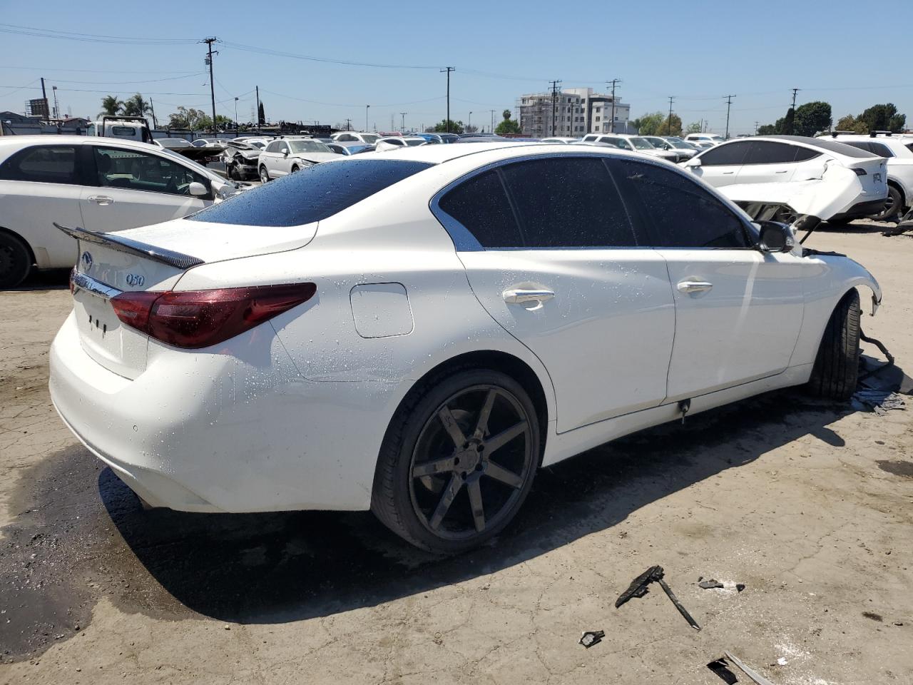 INFINITI Q50 Luxe