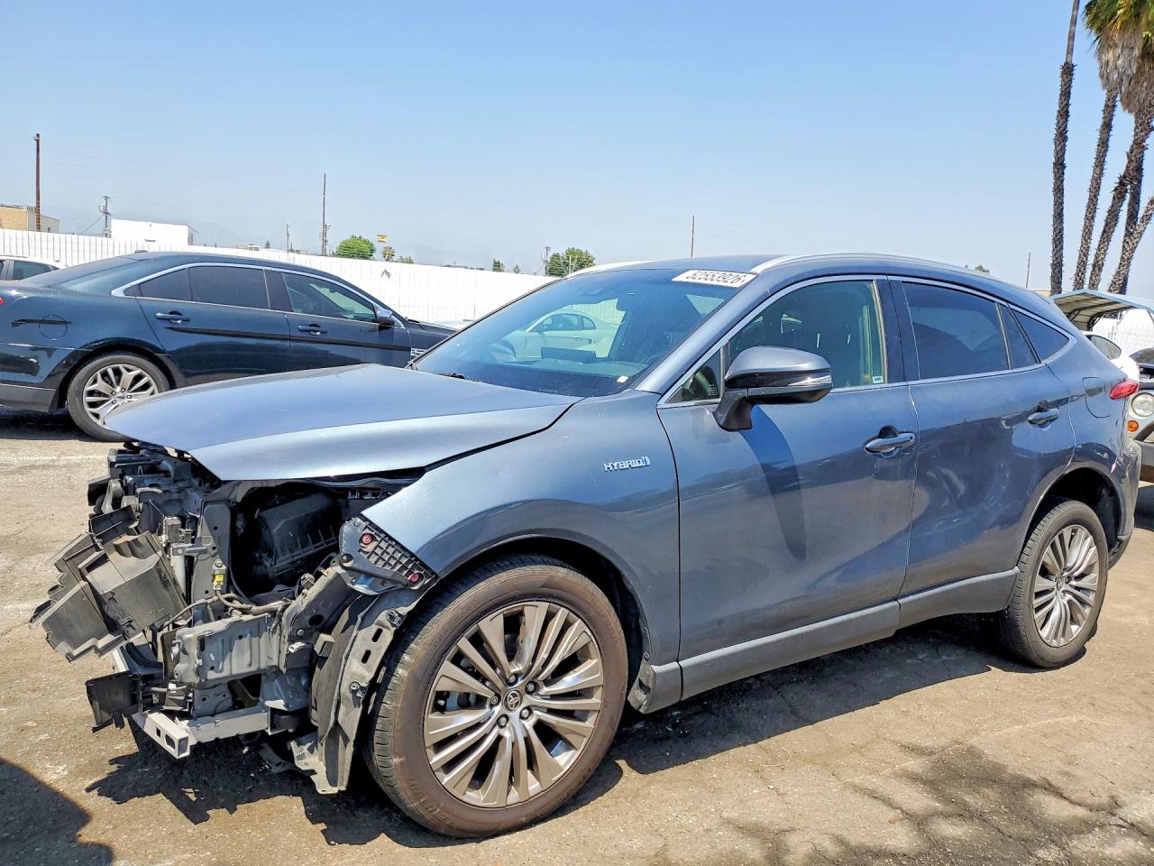 Salvage Toyota Venza Image