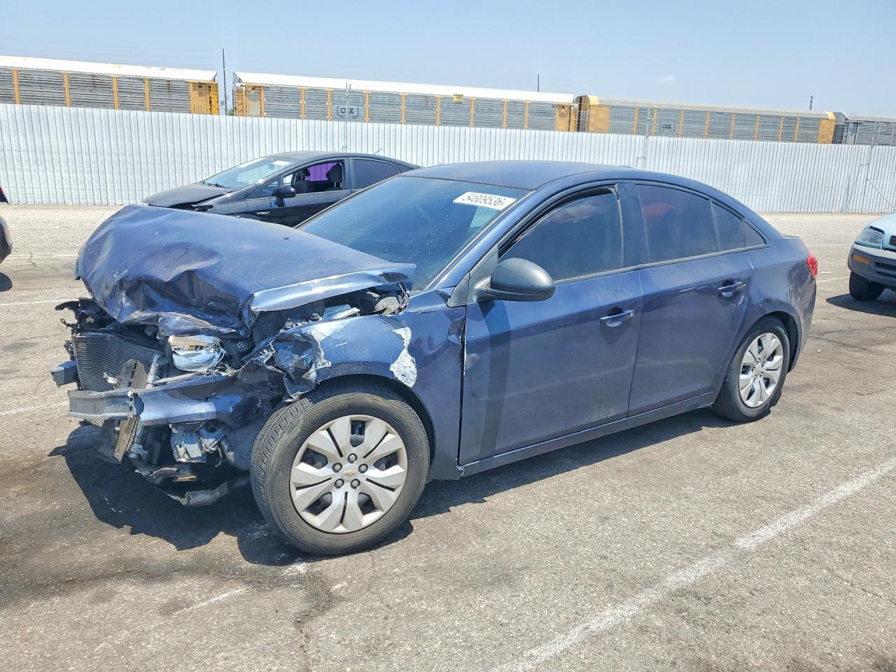 Salvage Chevrolet Cruze Image