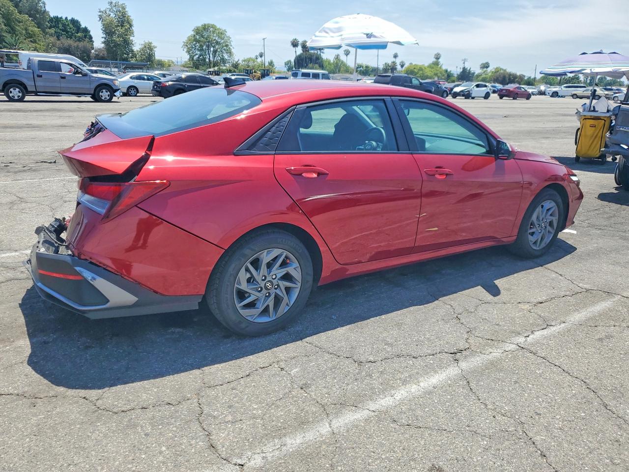 Hyundai ELANTRA Sel