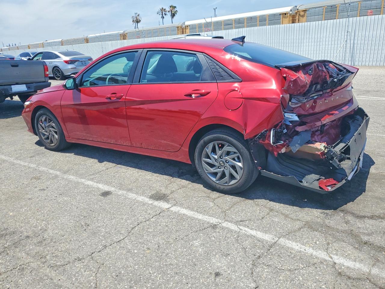 Hyundai ELANTRA Sel