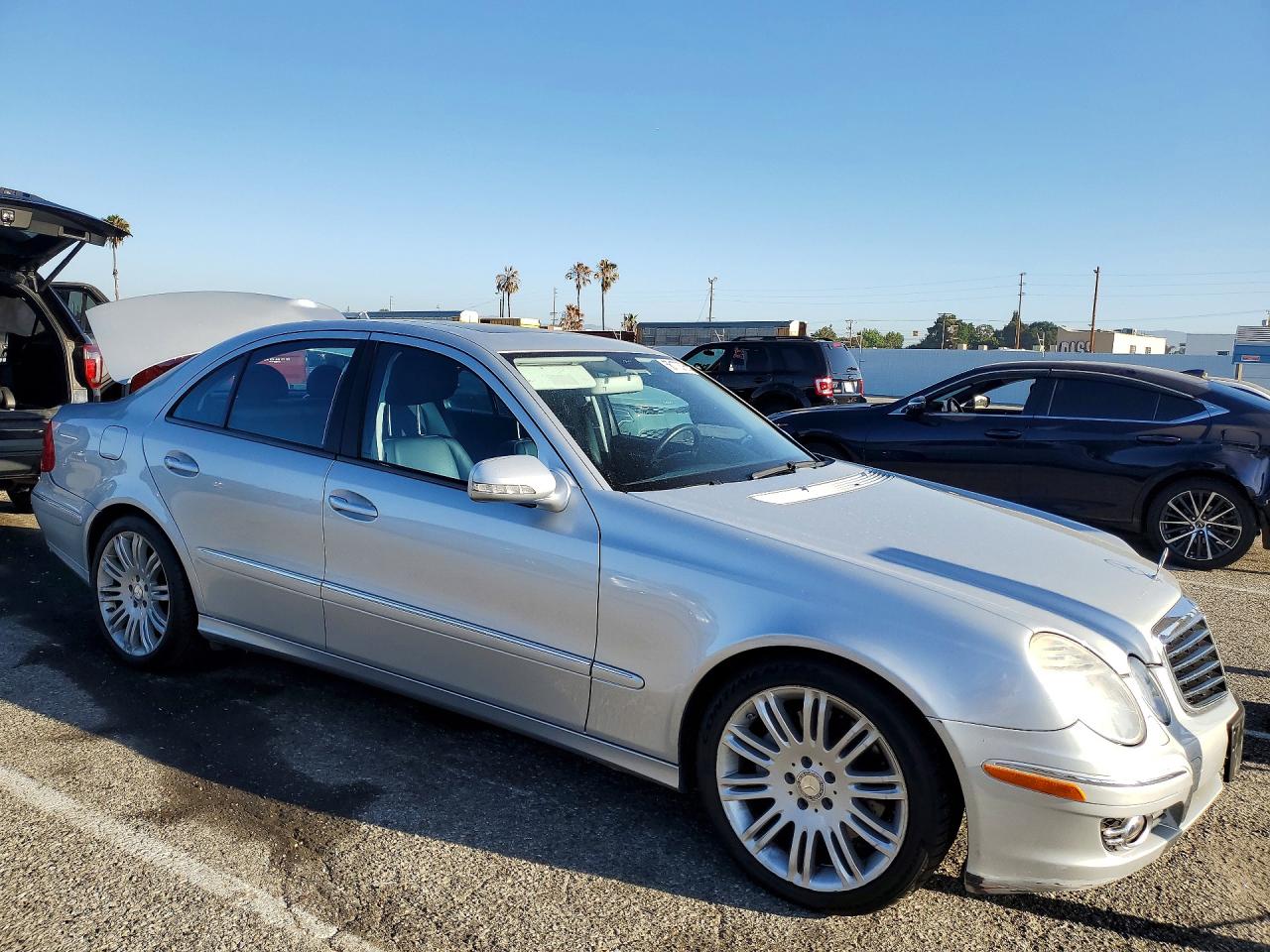 Mercedes-Benz E-Class 350
