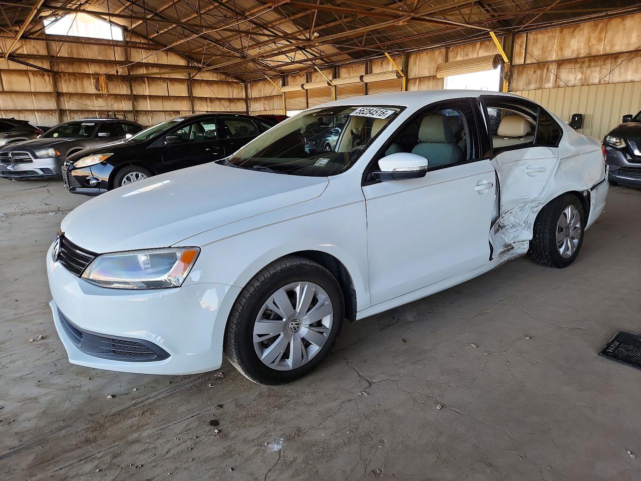 Salvage Volkswagen Jetta Image