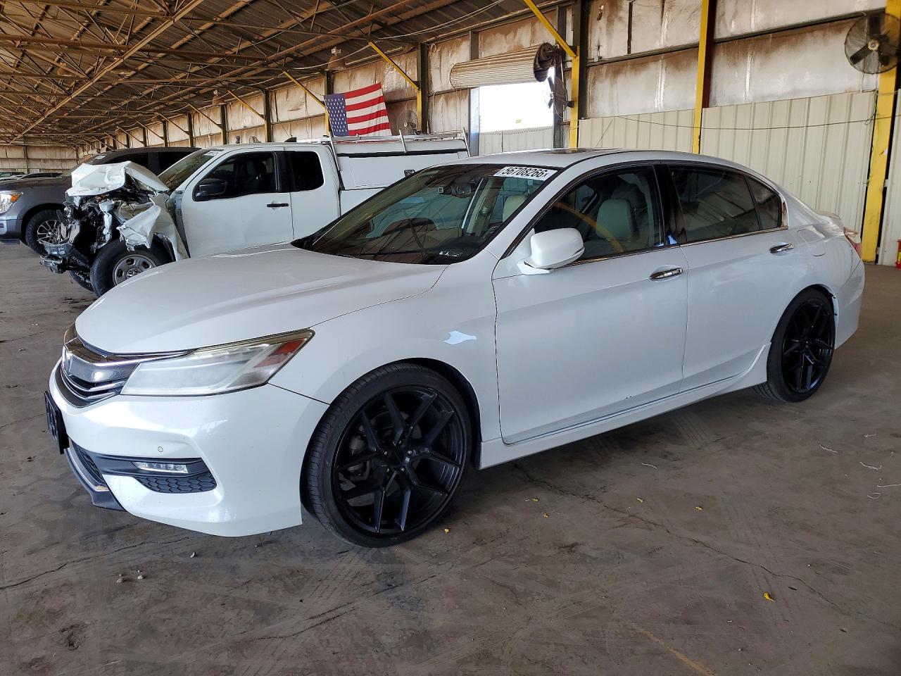 Salvage Honda Accord Image
