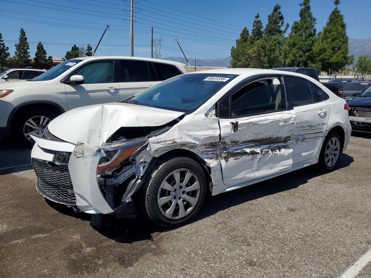 Salvage Toyota Corolla Image