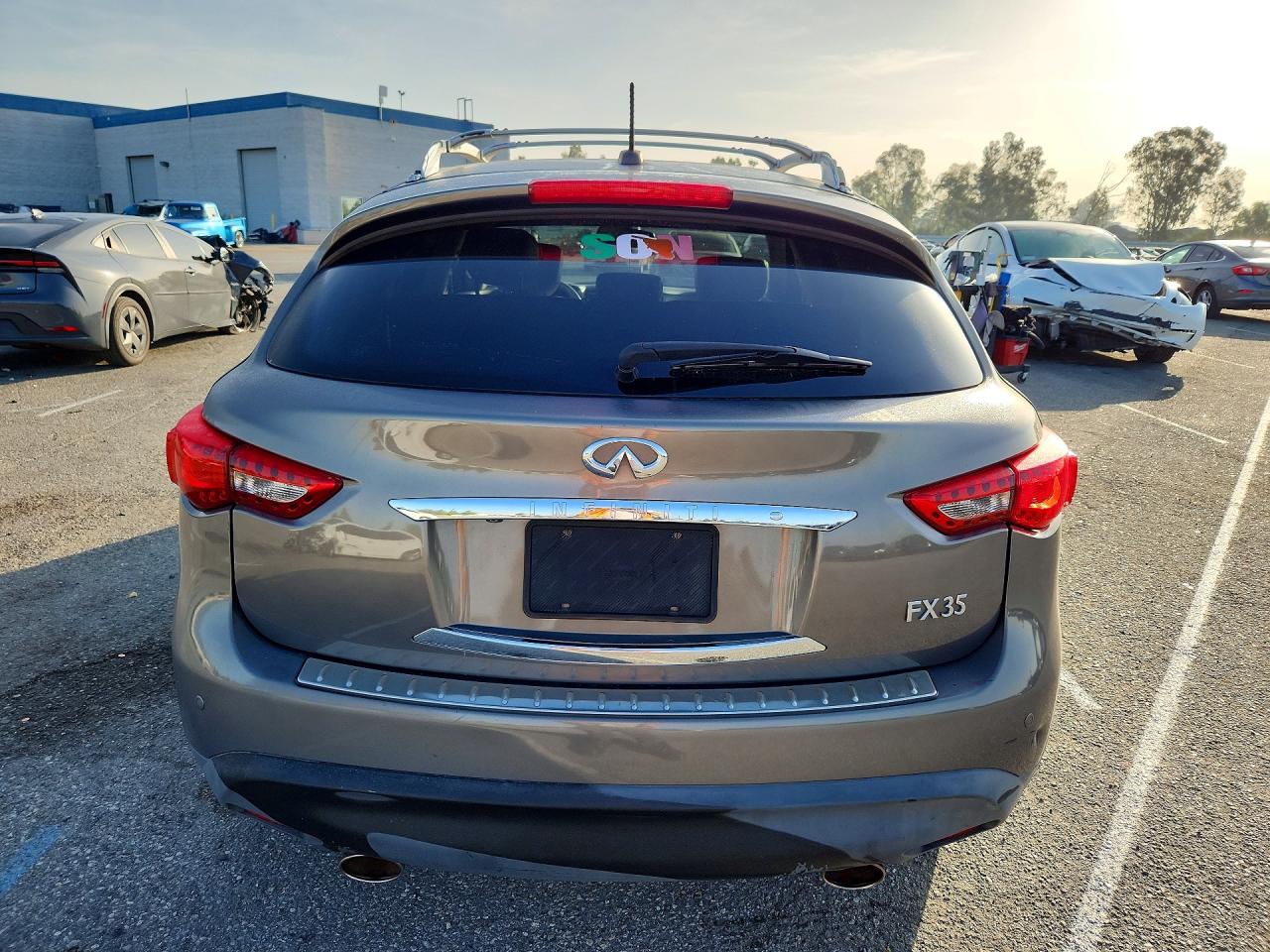 INFINITI Fx Base