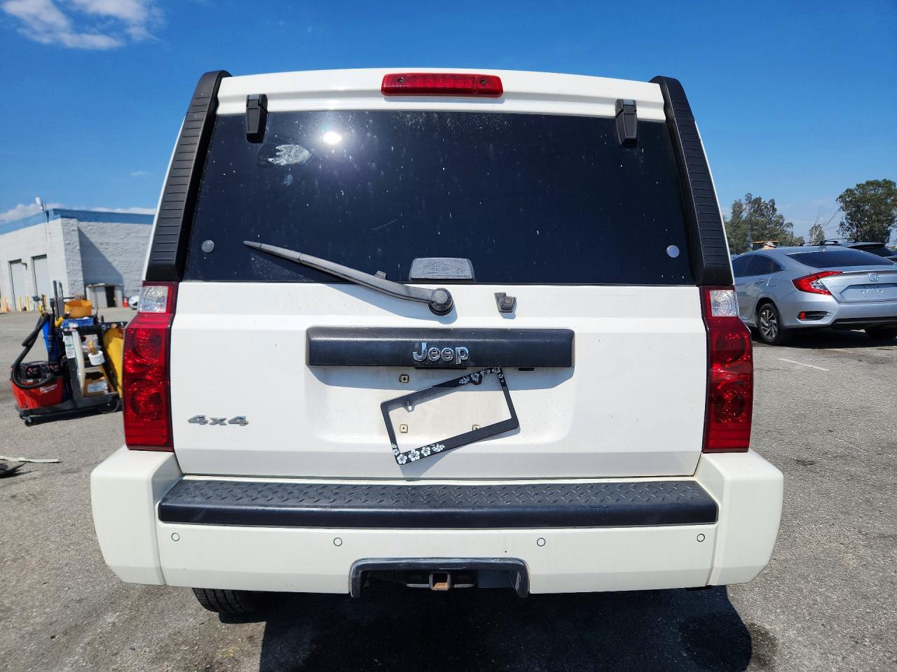 Jeep Commander
