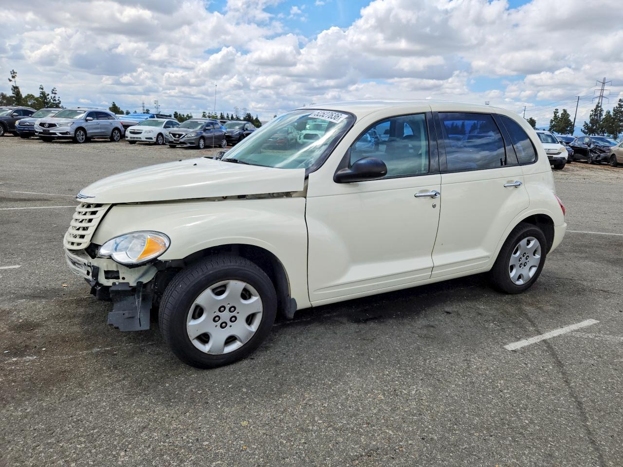 Salvage Chrysler PT Cruiser Image