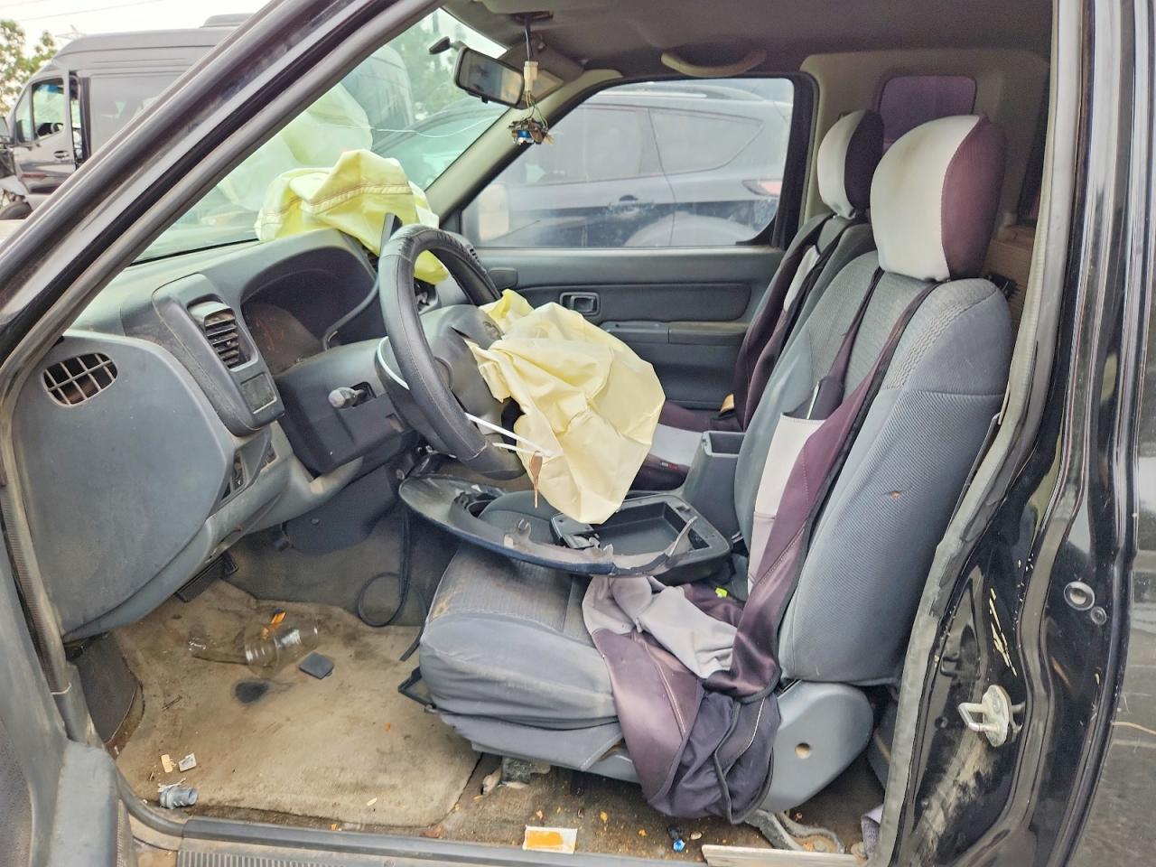 Nissan Frontier King Cab Xe