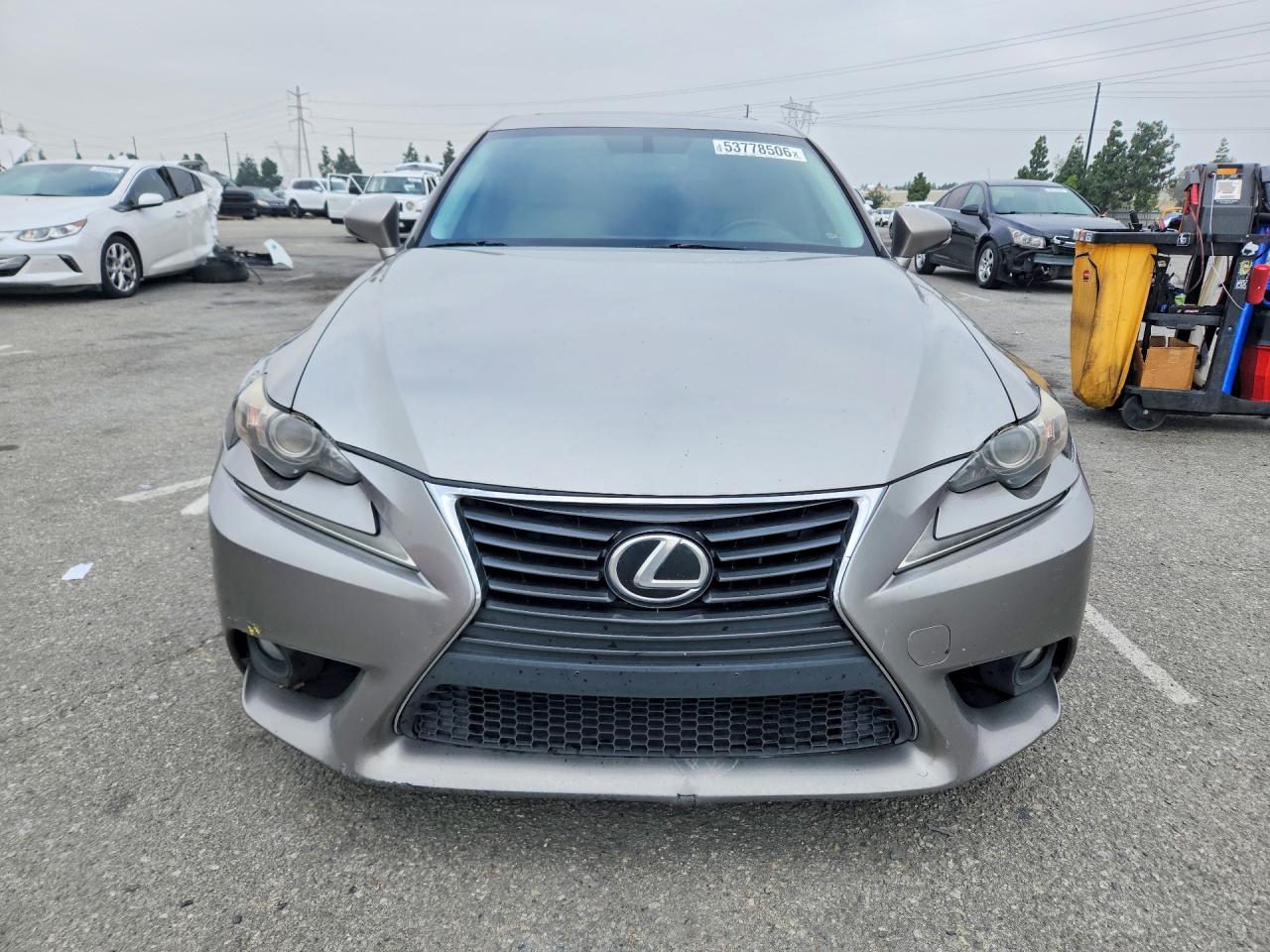 Lexus Is Base