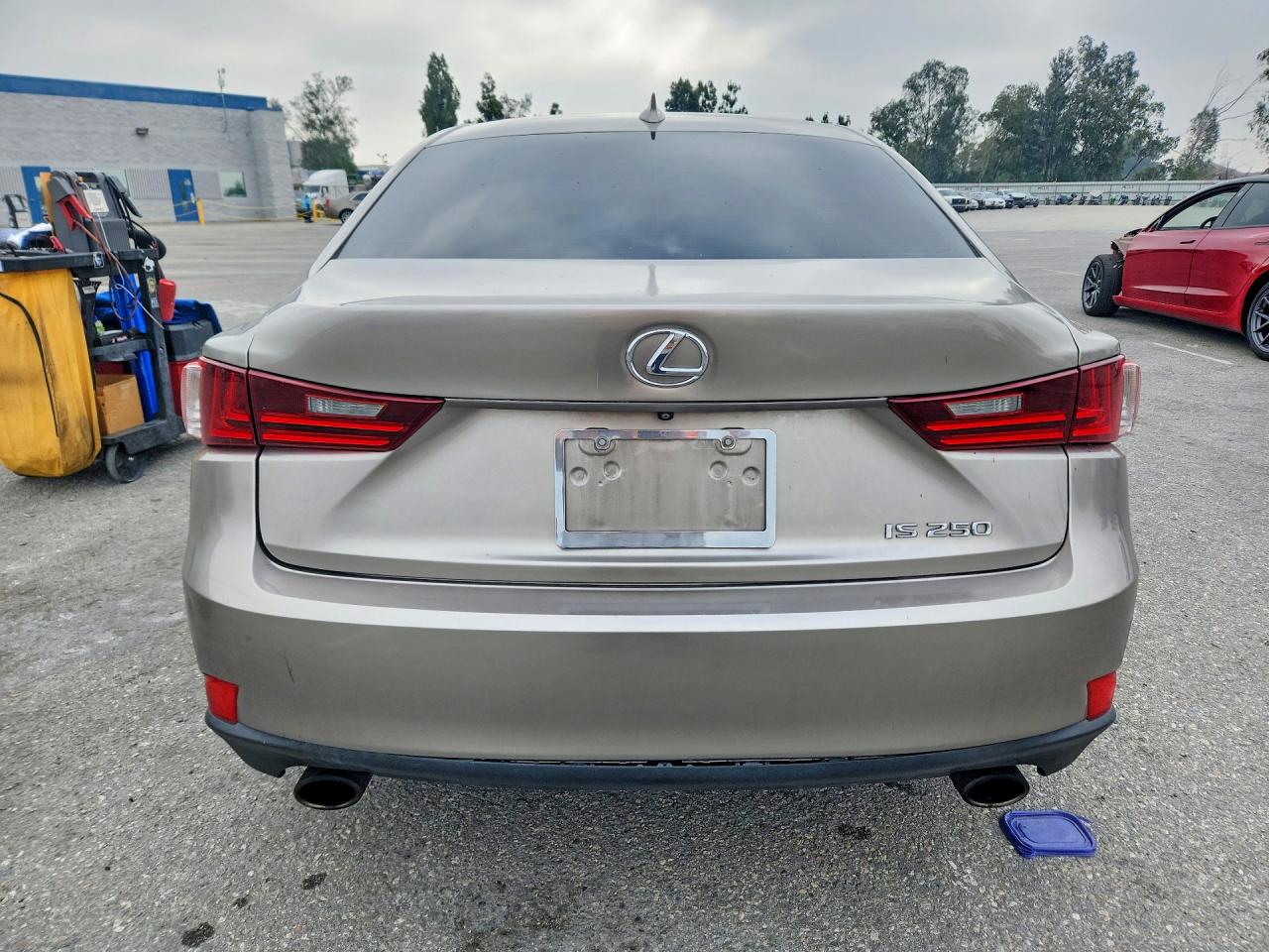 Lexus Is Base