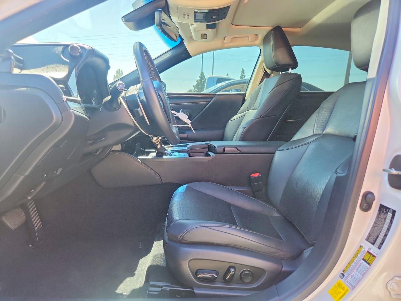 Lexus Es Base