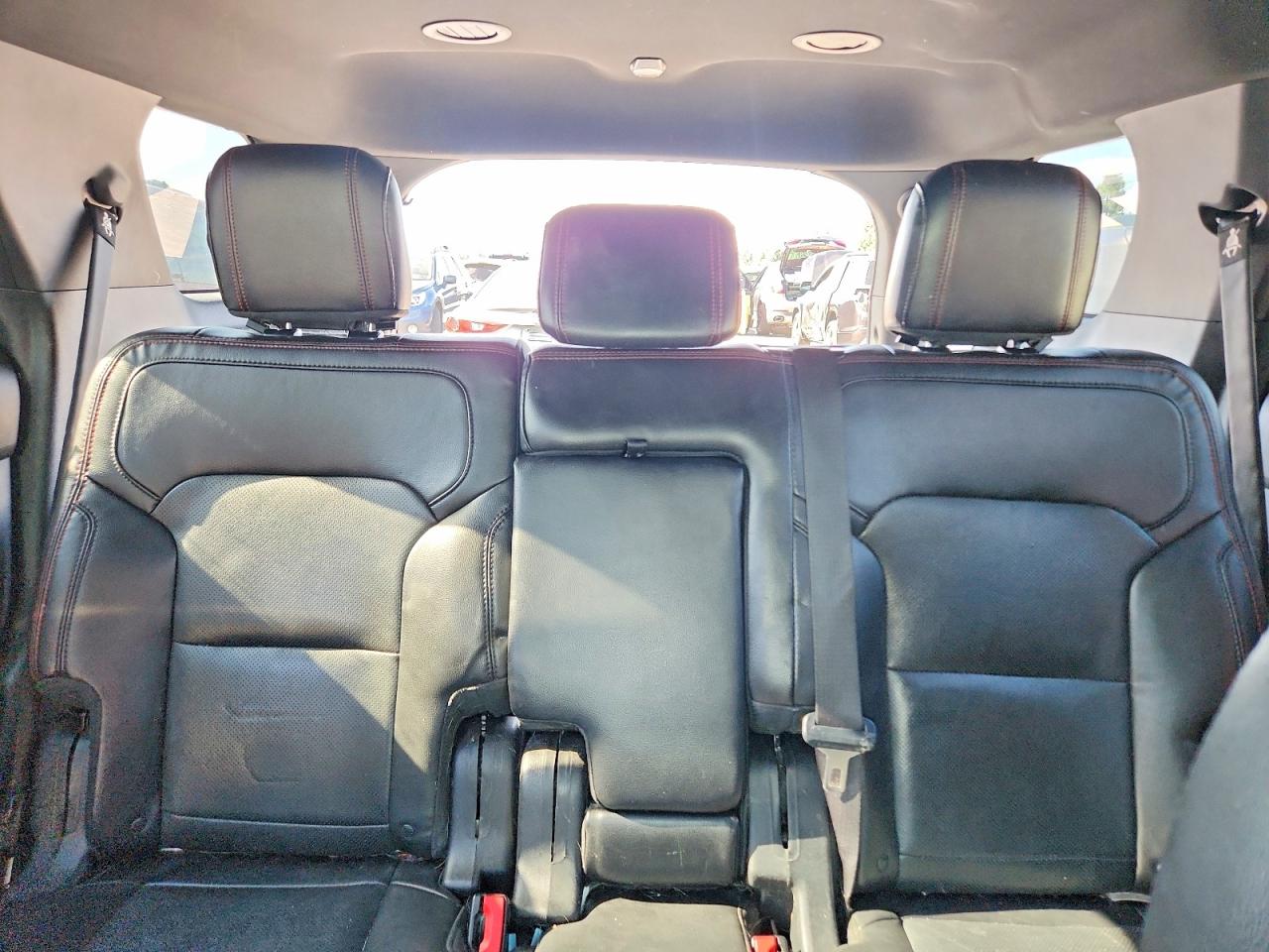 Ford Explorer Sport