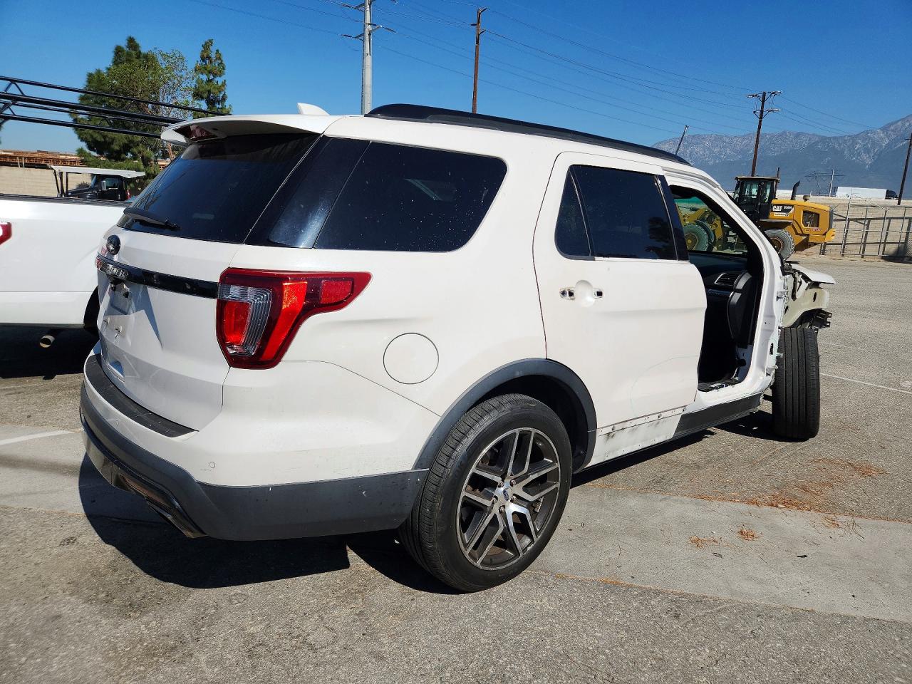 Ford Explorer Sport