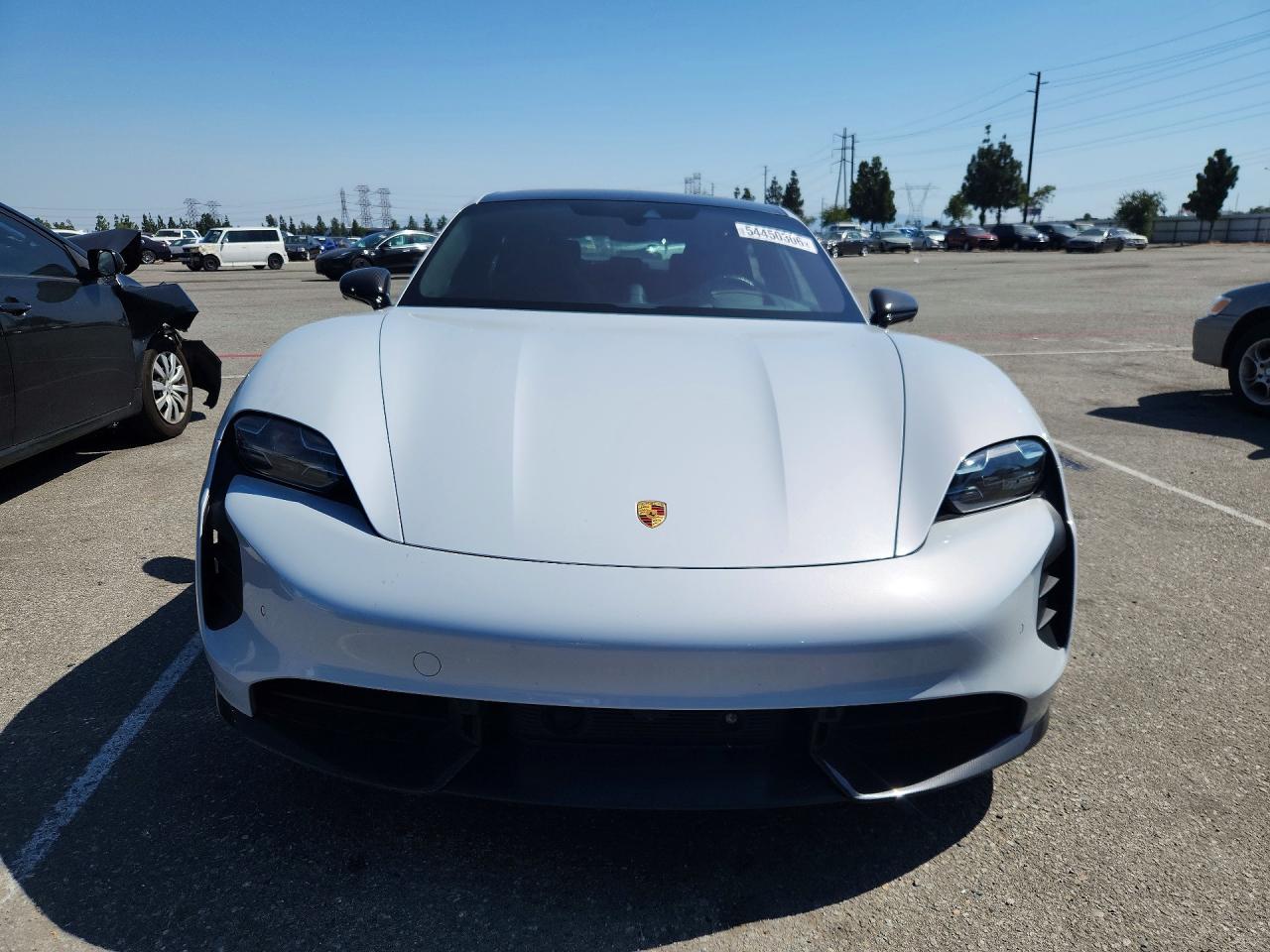 Porsche Taycan Gts