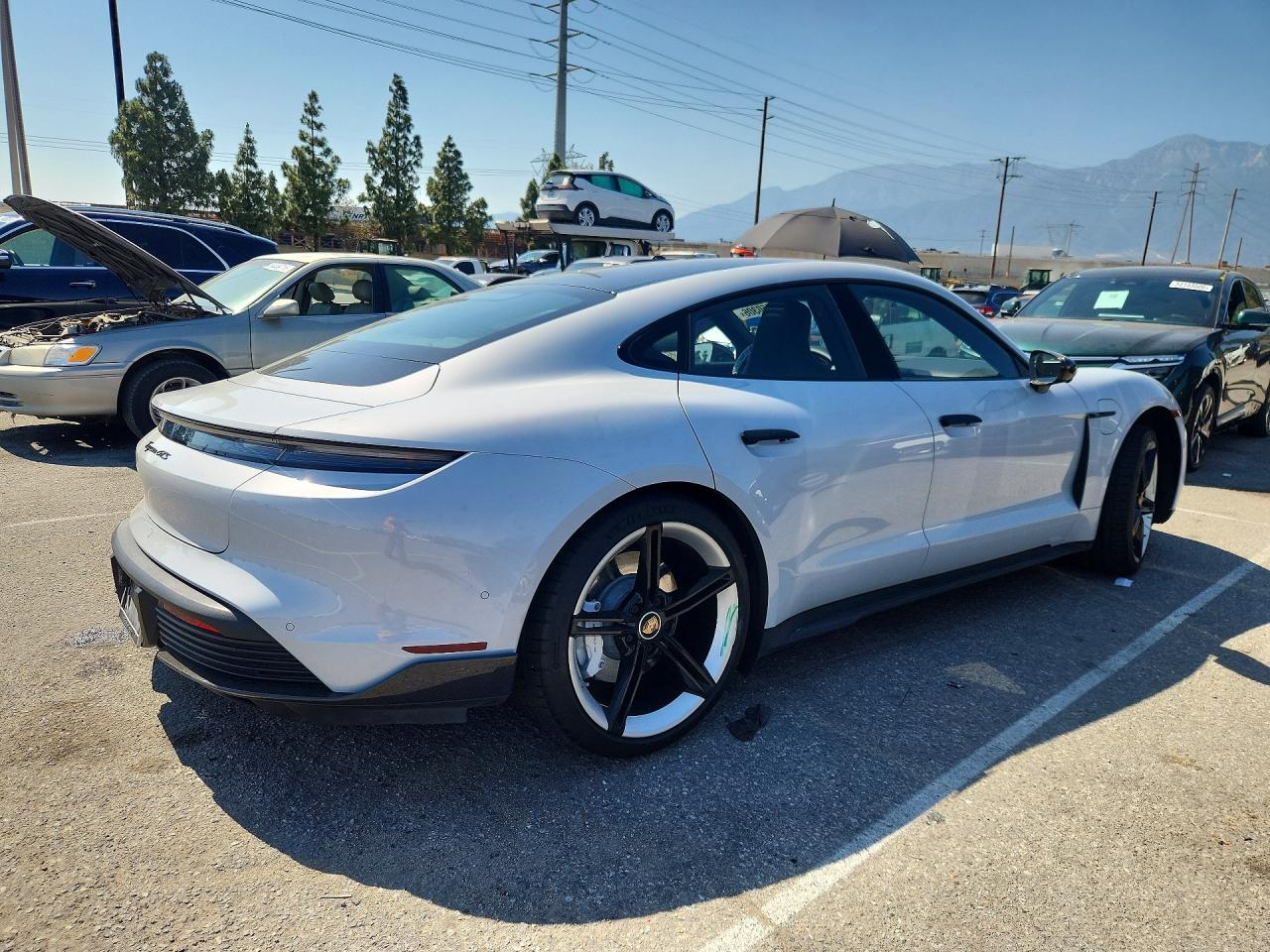 Porsche Taycan Gts