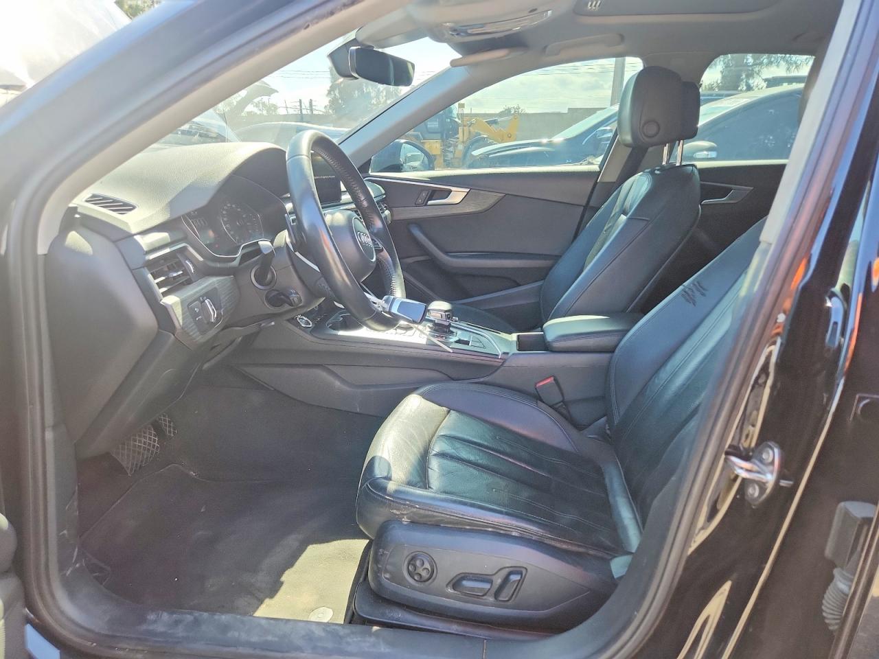 Audi A4 Premium
