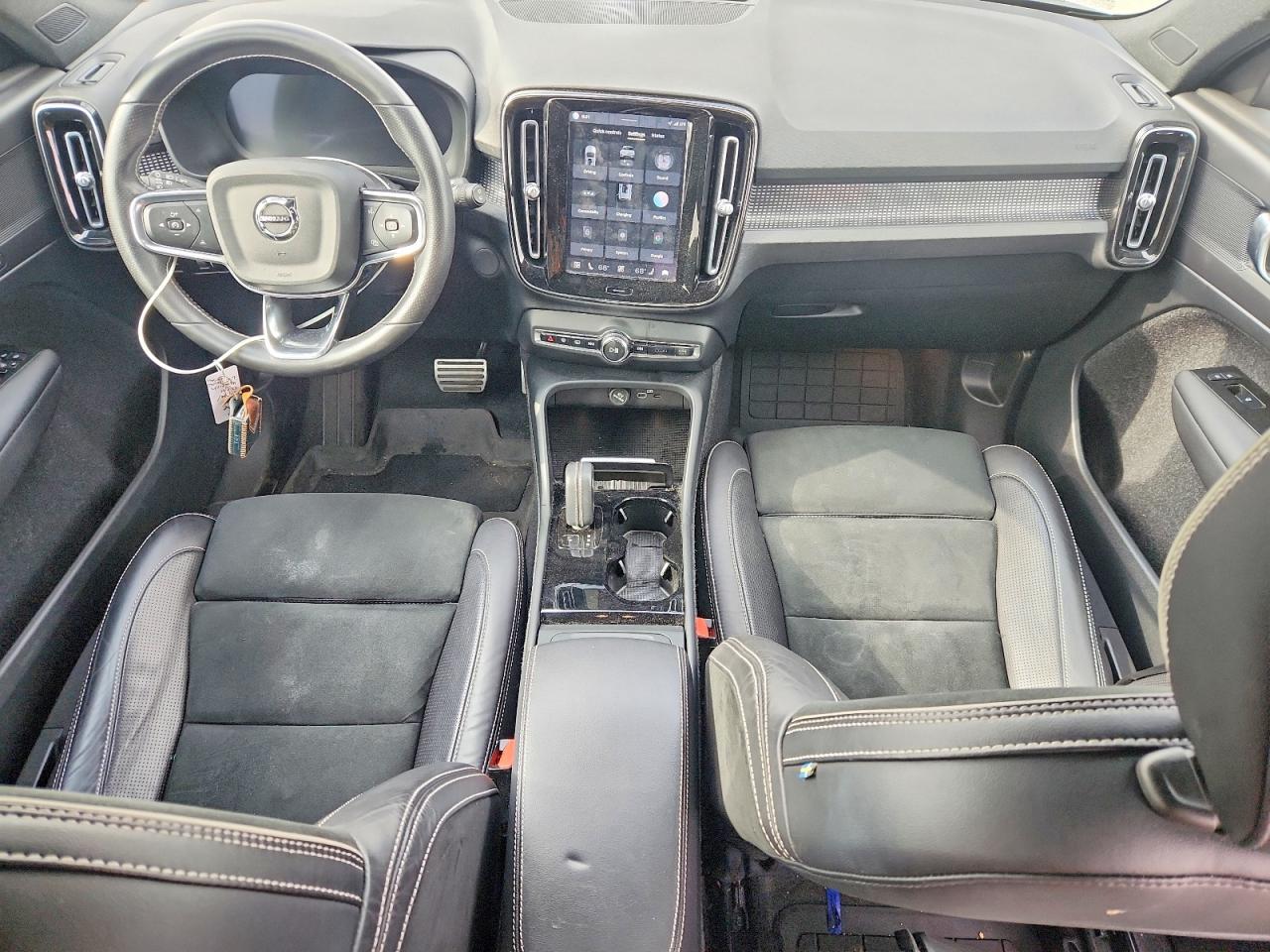 Volvo XC40 Recharge