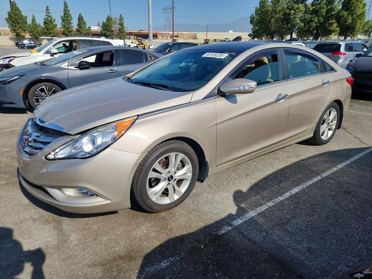 Salvage Hyundai SONATA Image