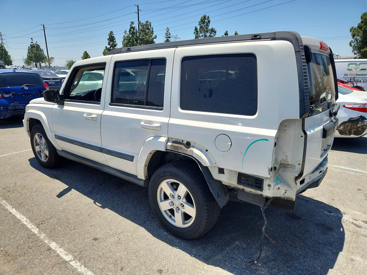 Jeep Commander Sport