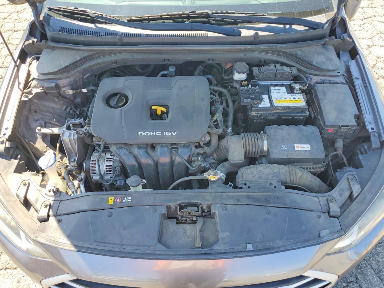 Hyundai ELANTRA Sel