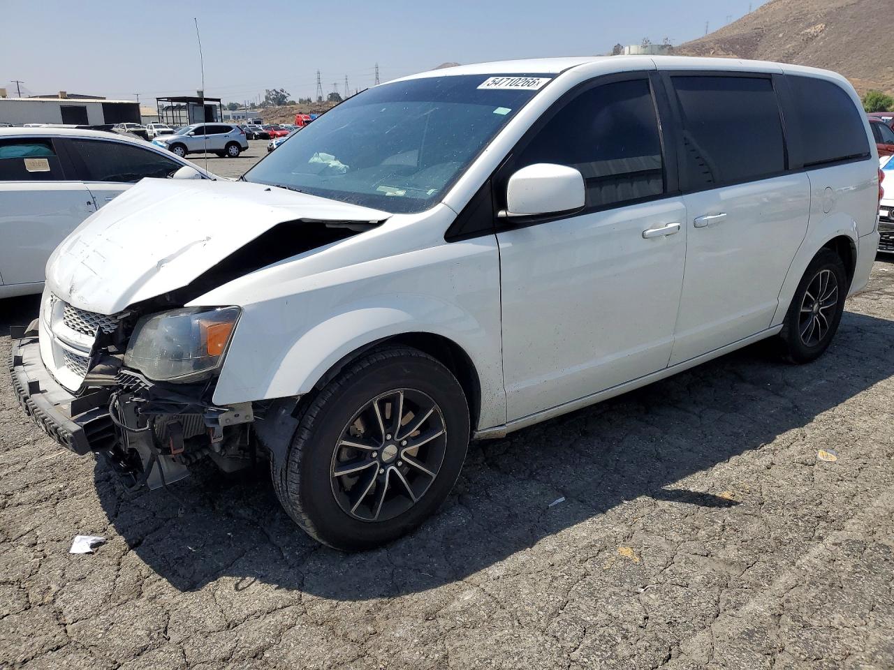 Salvage Dodge Caravan Image