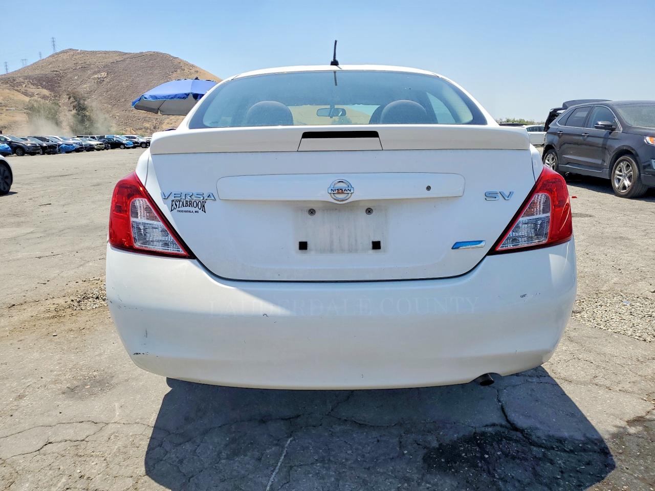 Nissan Versa 1.6 S