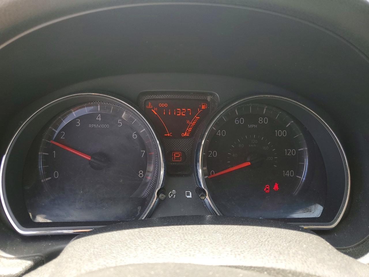 Nissan Versa 1.6 S