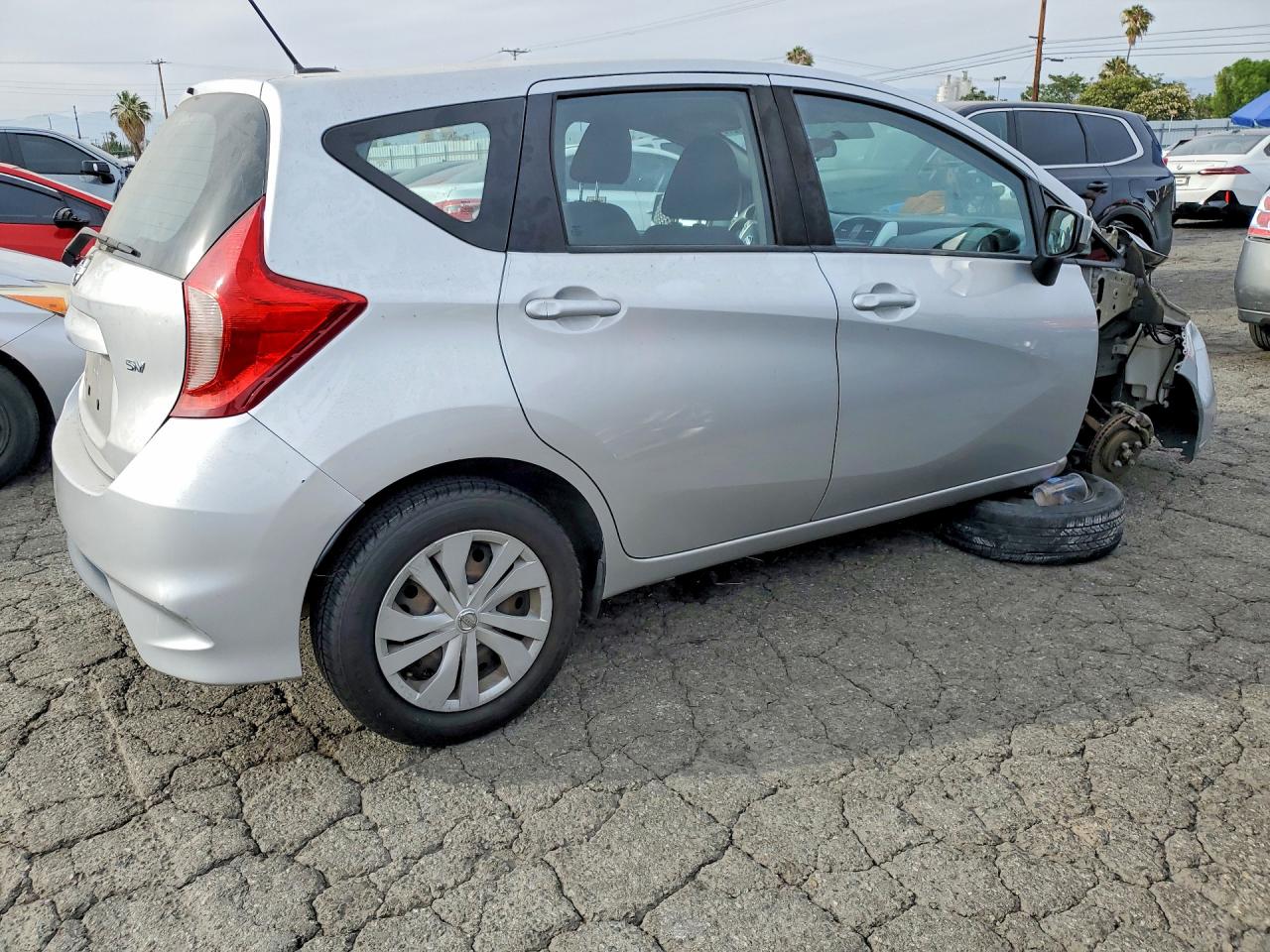 Nissan Versa Sv