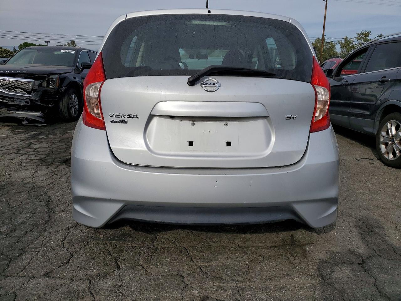 Nissan Versa Sv