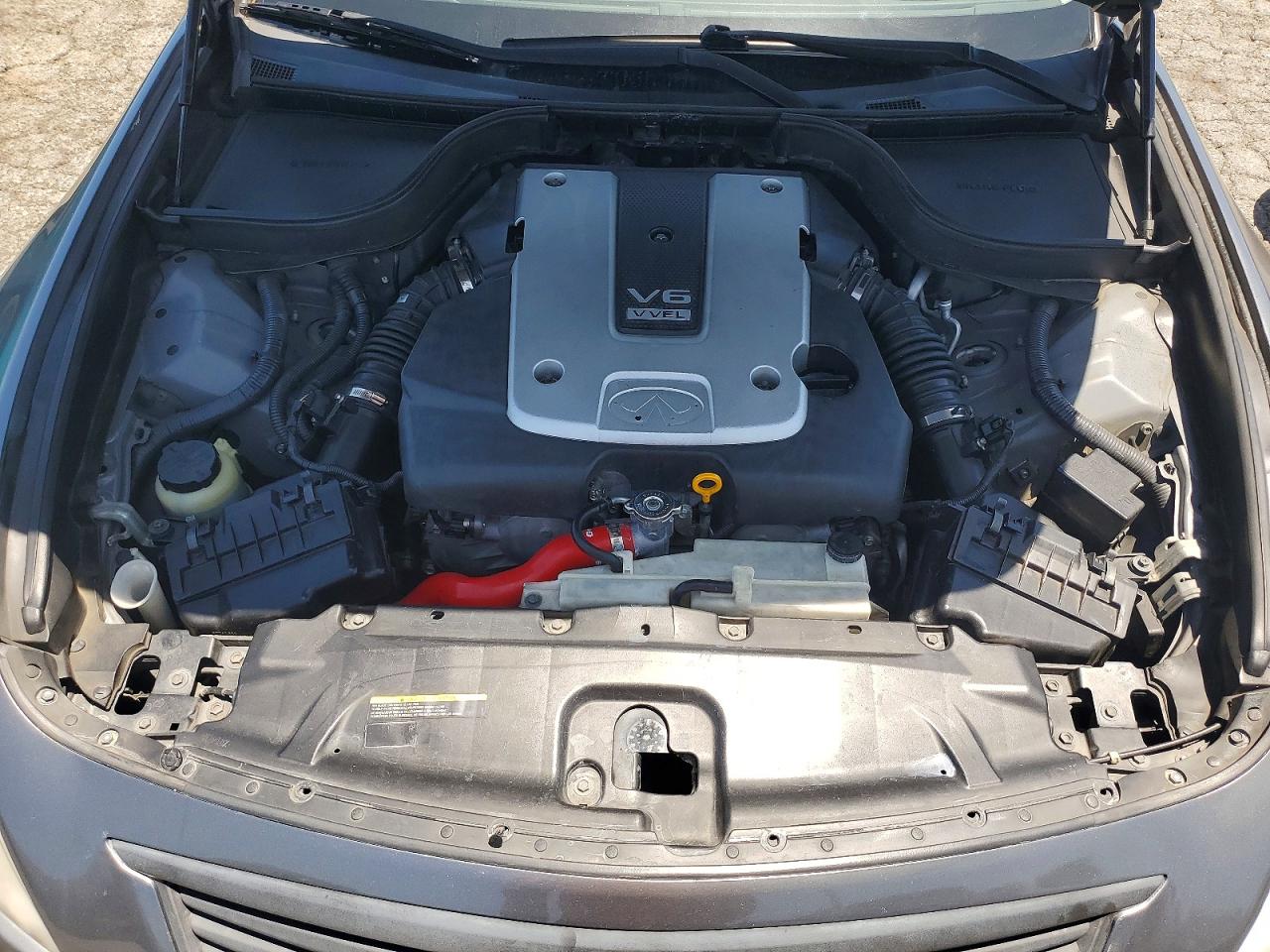 INFINITI G37 Journey