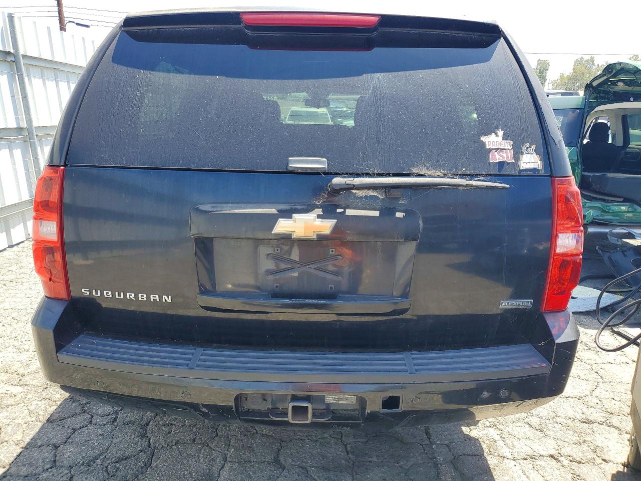 Chevrolet Suburban C1500 Lt