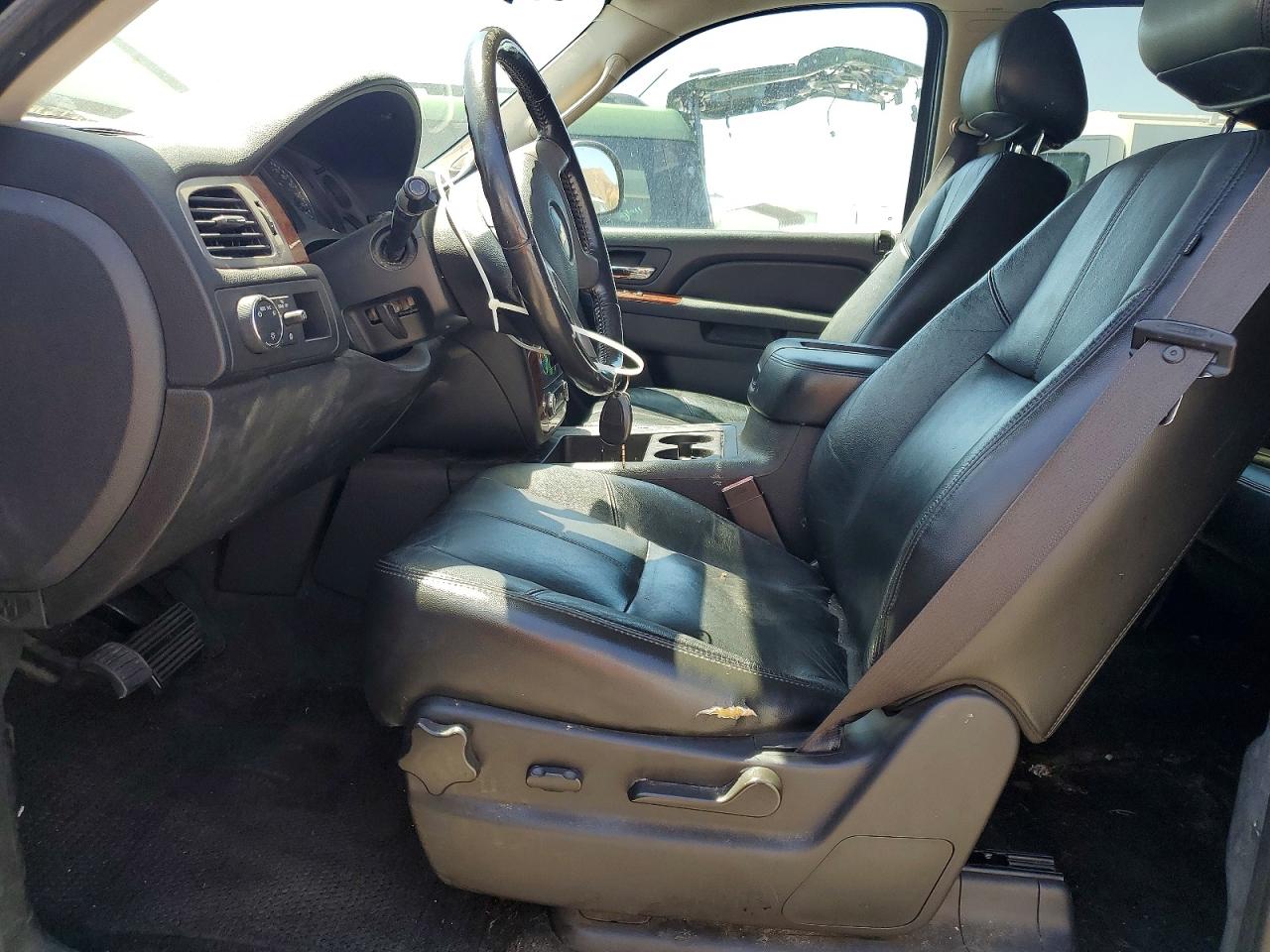 Chevrolet Suburban C1500 Lt