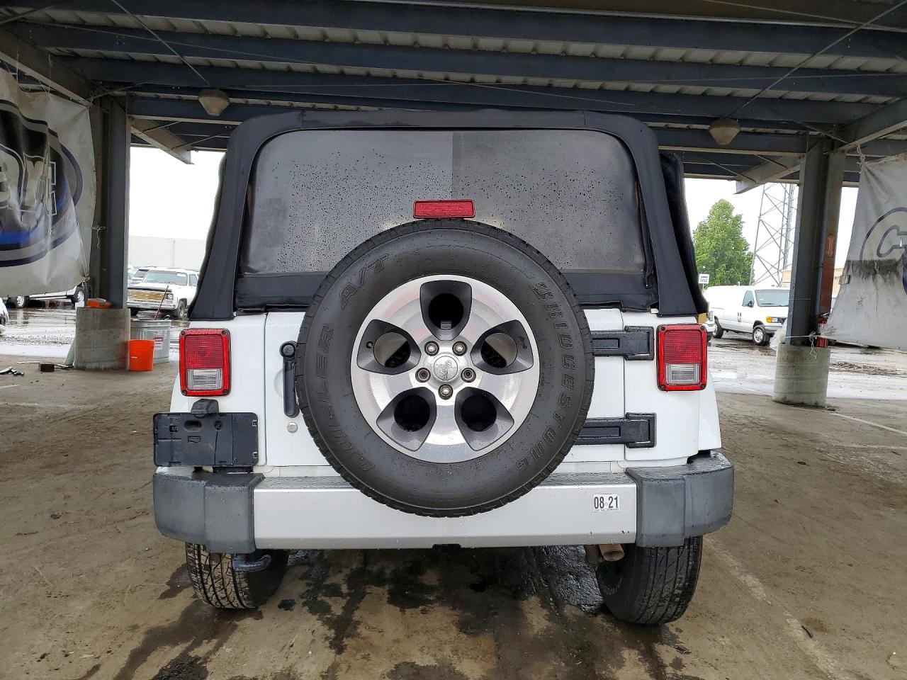 Jeep Wrangler Sahara