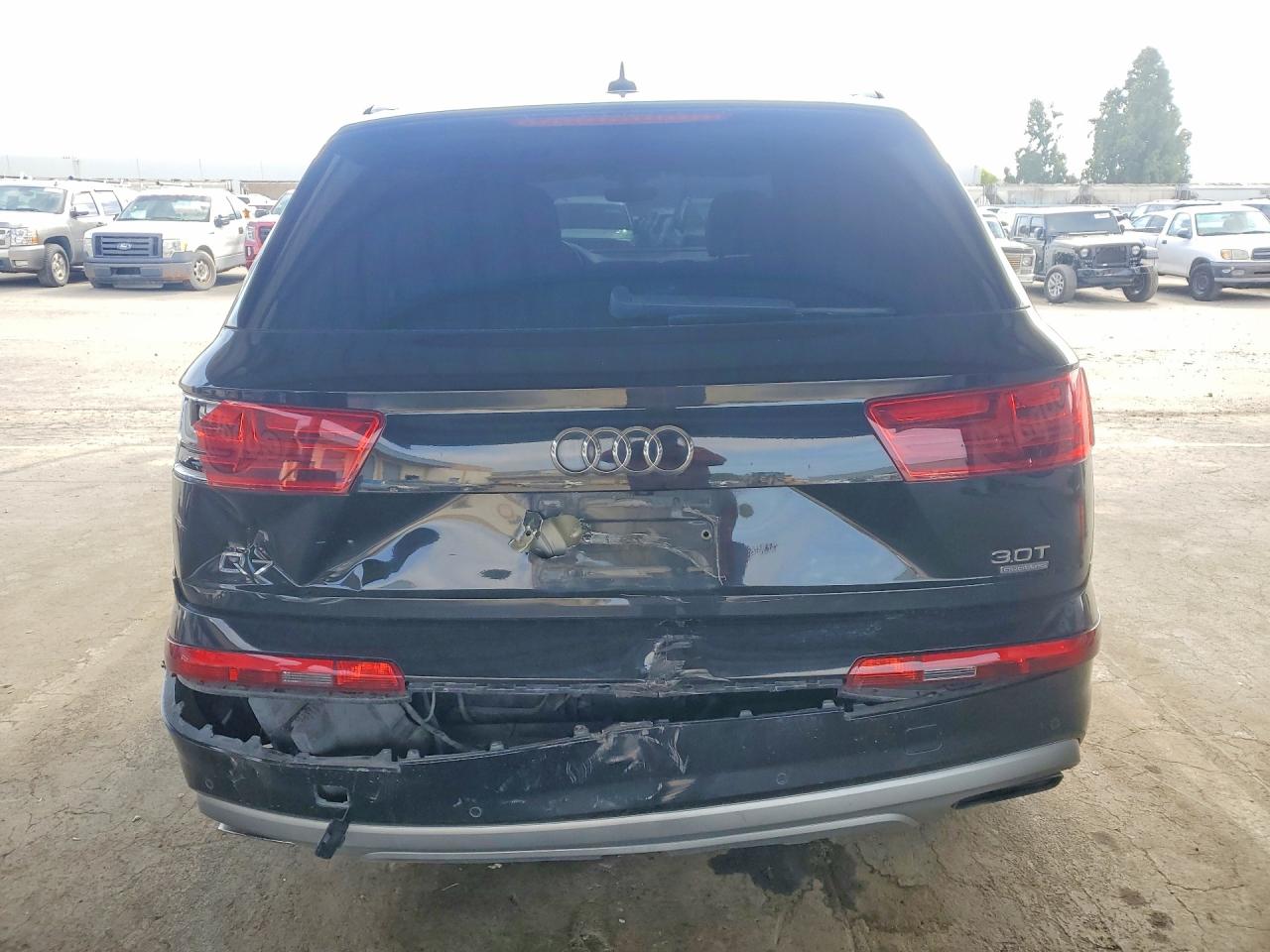 Audi Q7 Premium Plus