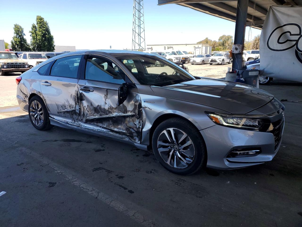 Honda Accord Touring Hybrid