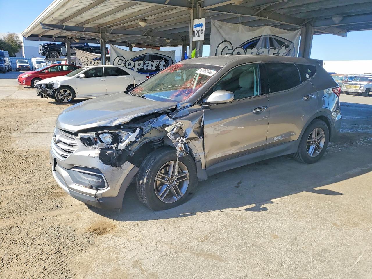 Salvage Hyundai SANTA FE Image