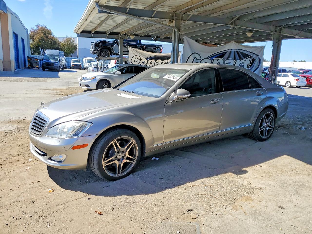 Salvage Mercedes-Benz S-Class Image