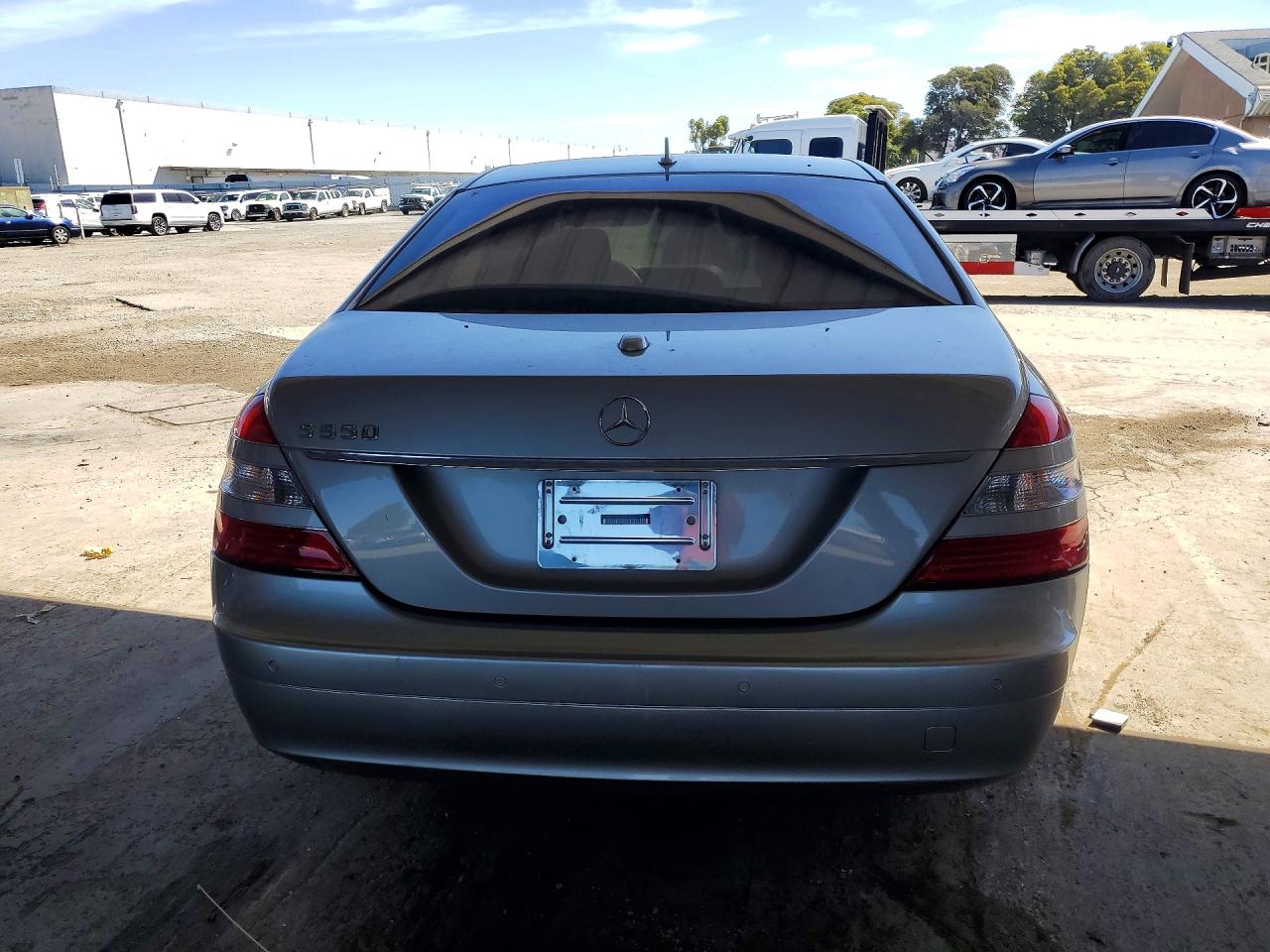 Mercedes-Benz S-Class 550