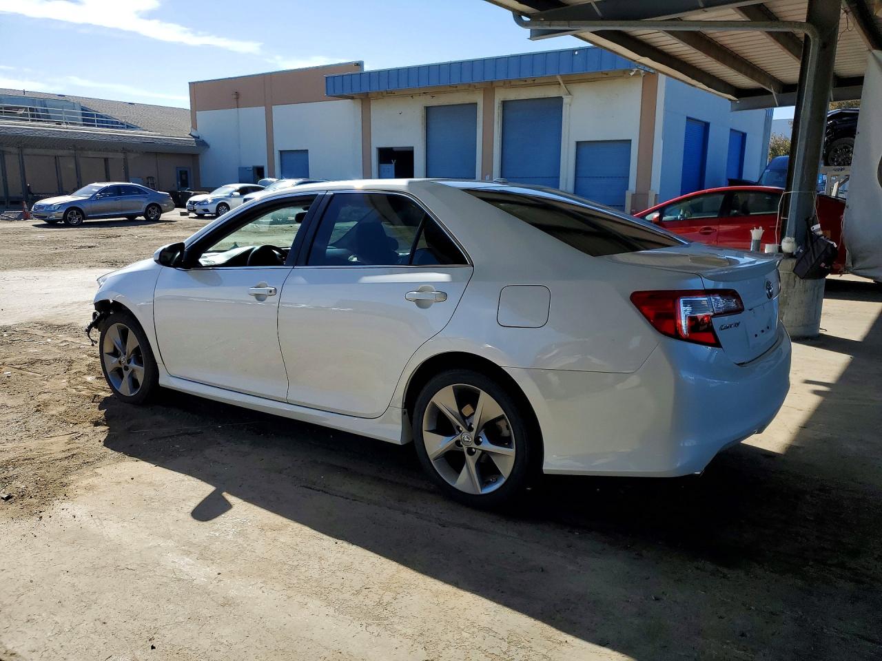 Toyota Camry Se V6