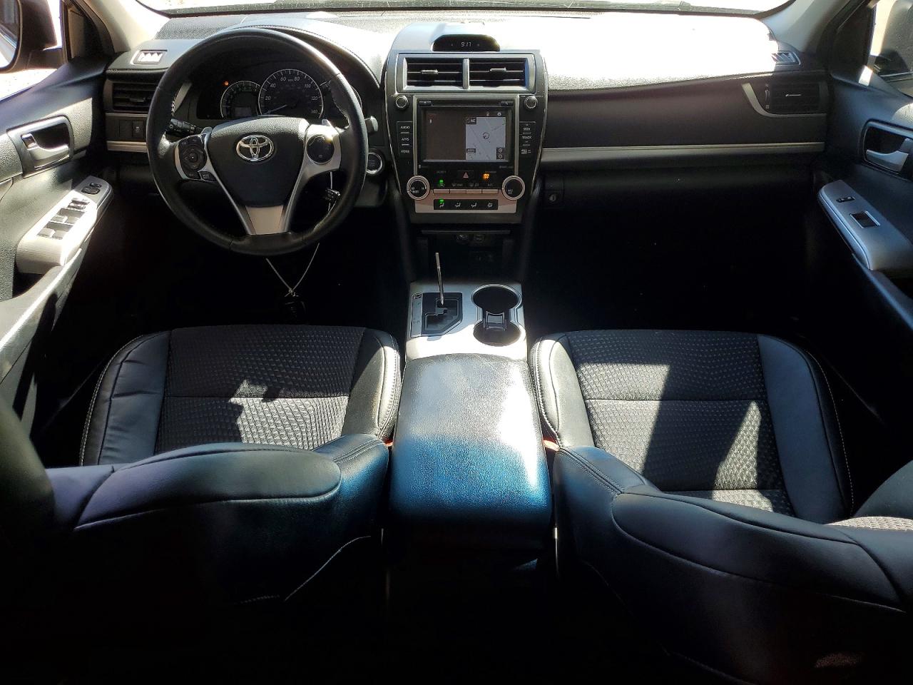 Toyota Camry Se V6